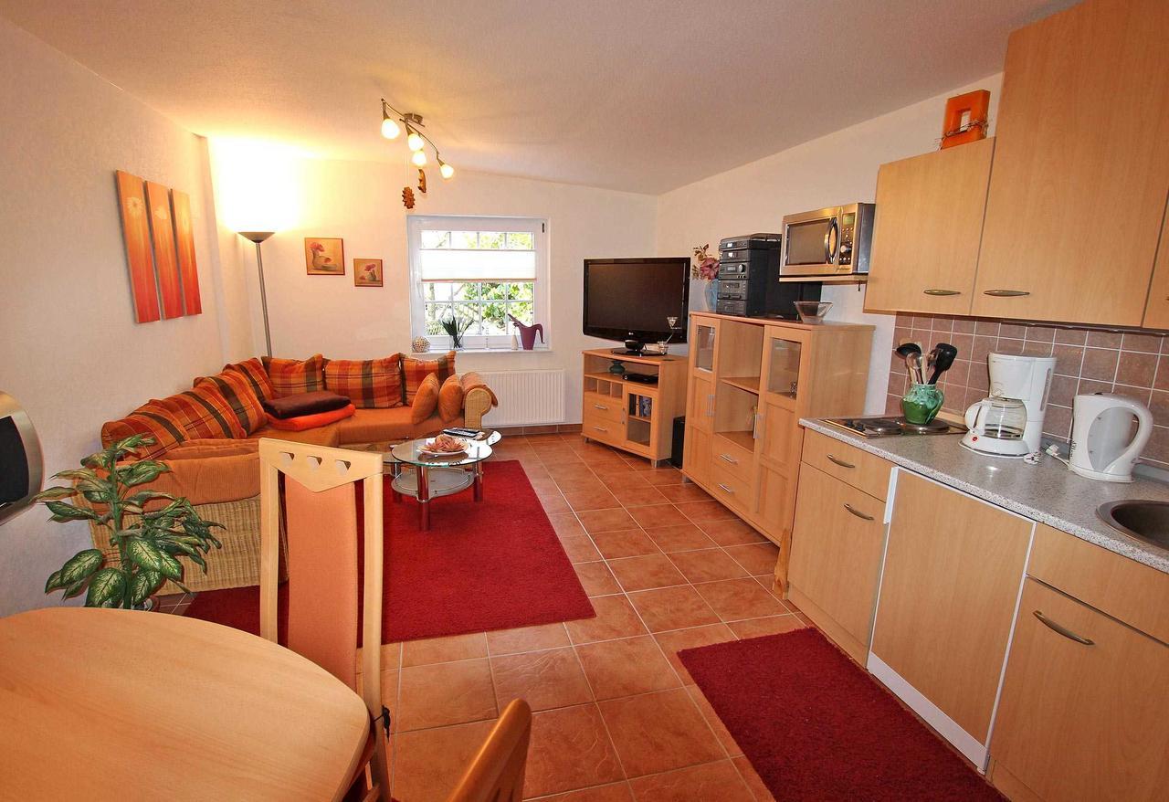 Ferienhaus Mit Separater Wohnung Waren See 9441 Exterior photo